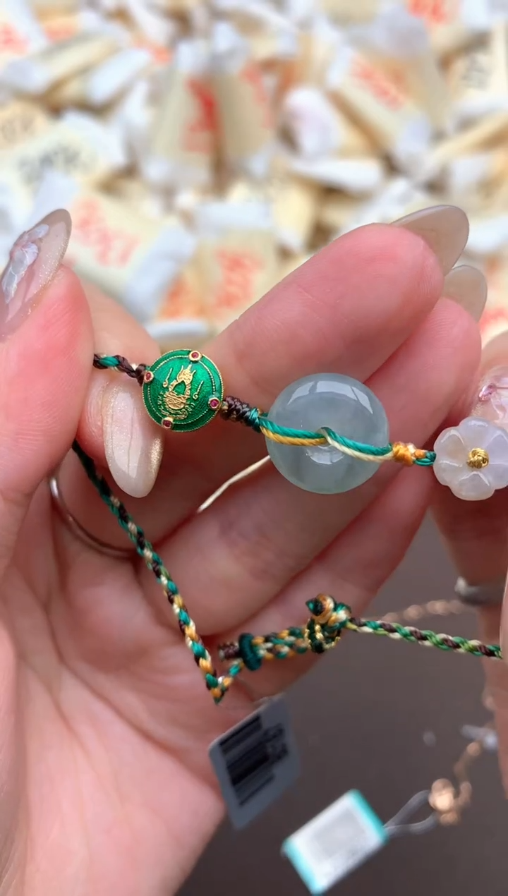 【闪购商品】翡翠挂件未镶嵌  一     