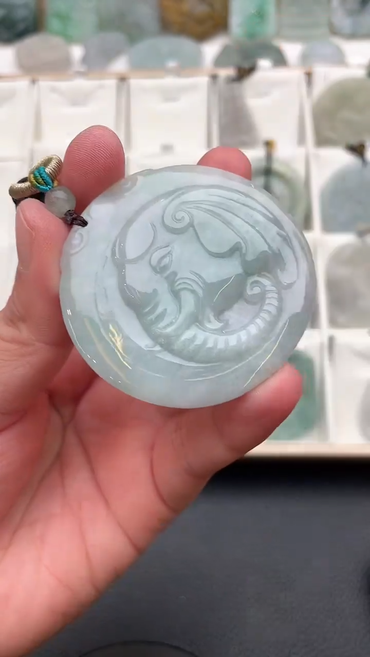 颈饰未镶嵌翡翠天然缅甸翡翠A货213