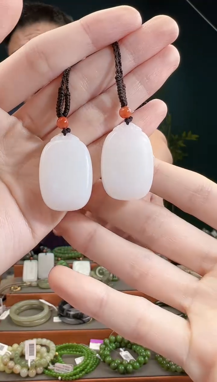 颈饰未镶嵌和田玉多样性发货 拍一单发一个