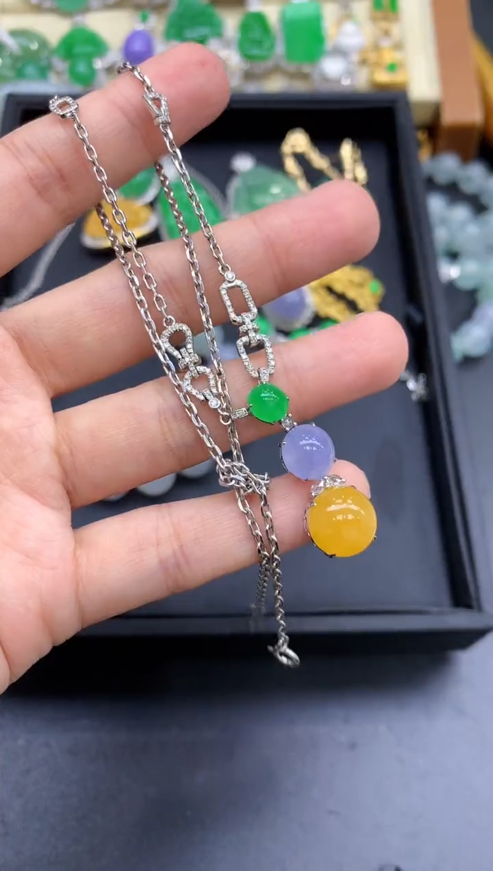 颈饰18K金镶嵌翡翠644-中国好珍宝