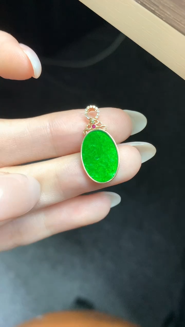 【闪购商品】翡翠吊坠(不含链)18K金镶嵌吊坠|950+95多样性发其一