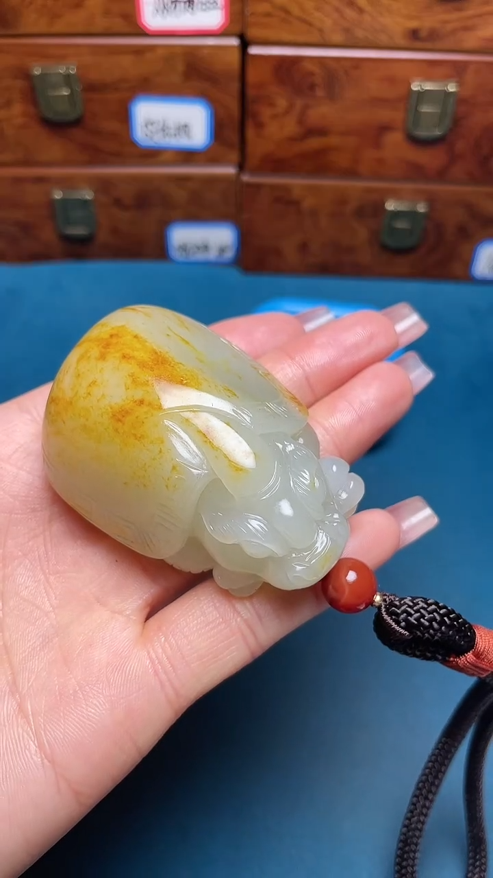 【闪购商品】和田玉把件未镶嵌和田玉