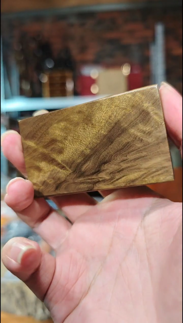 金丝楠无事牌手把件