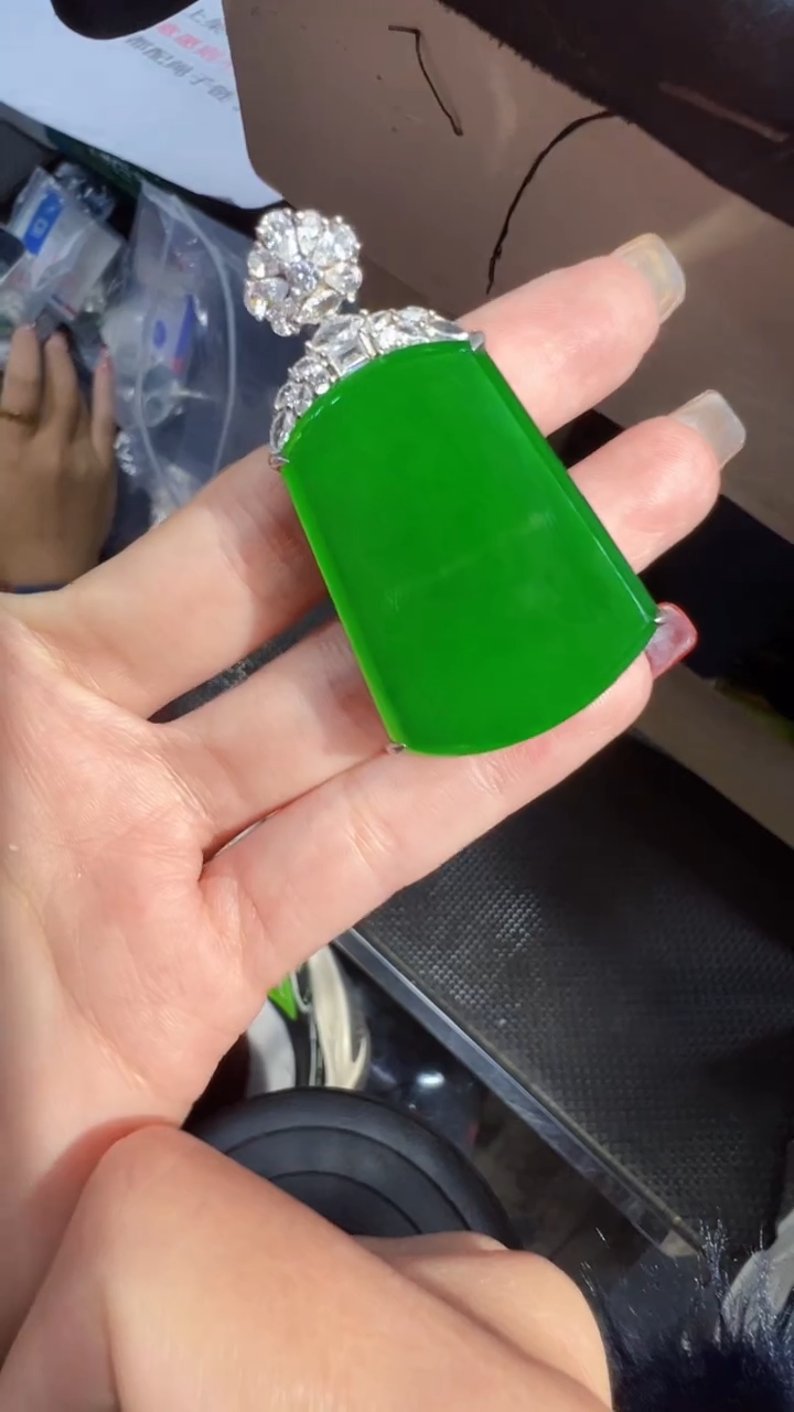 【闪购商品】定制翡翠未镶嵌无事牌1