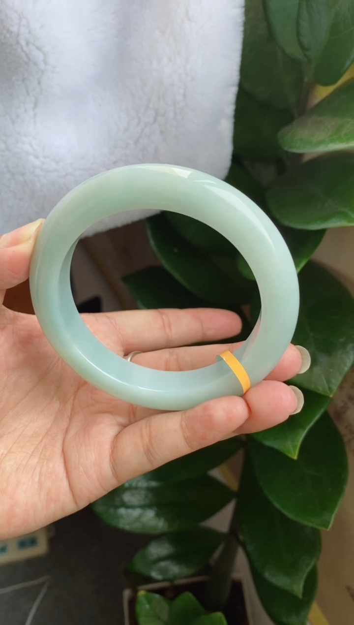 【闪购商品】翡翠手镯未镶嵌（老坑厚装葡萄肉）5号