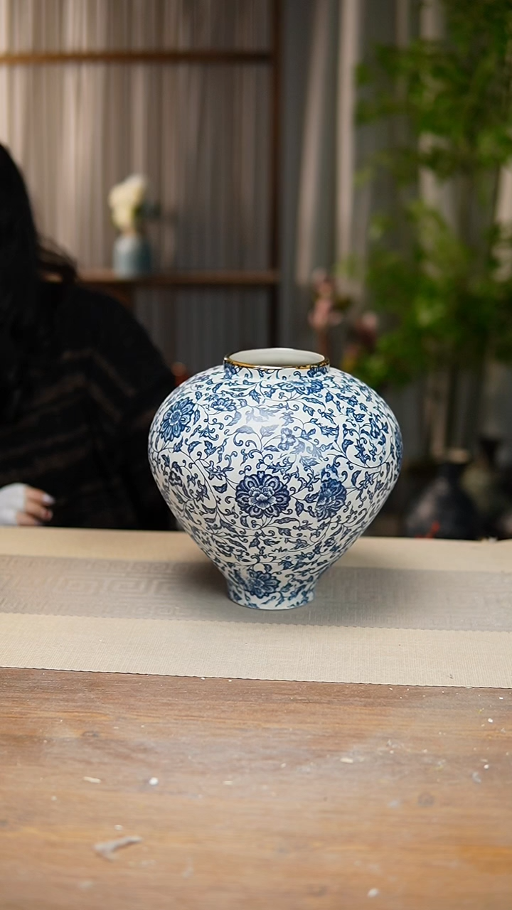 【闪购商品】陶瓷花器青花瓷缠枝莲月亮罐