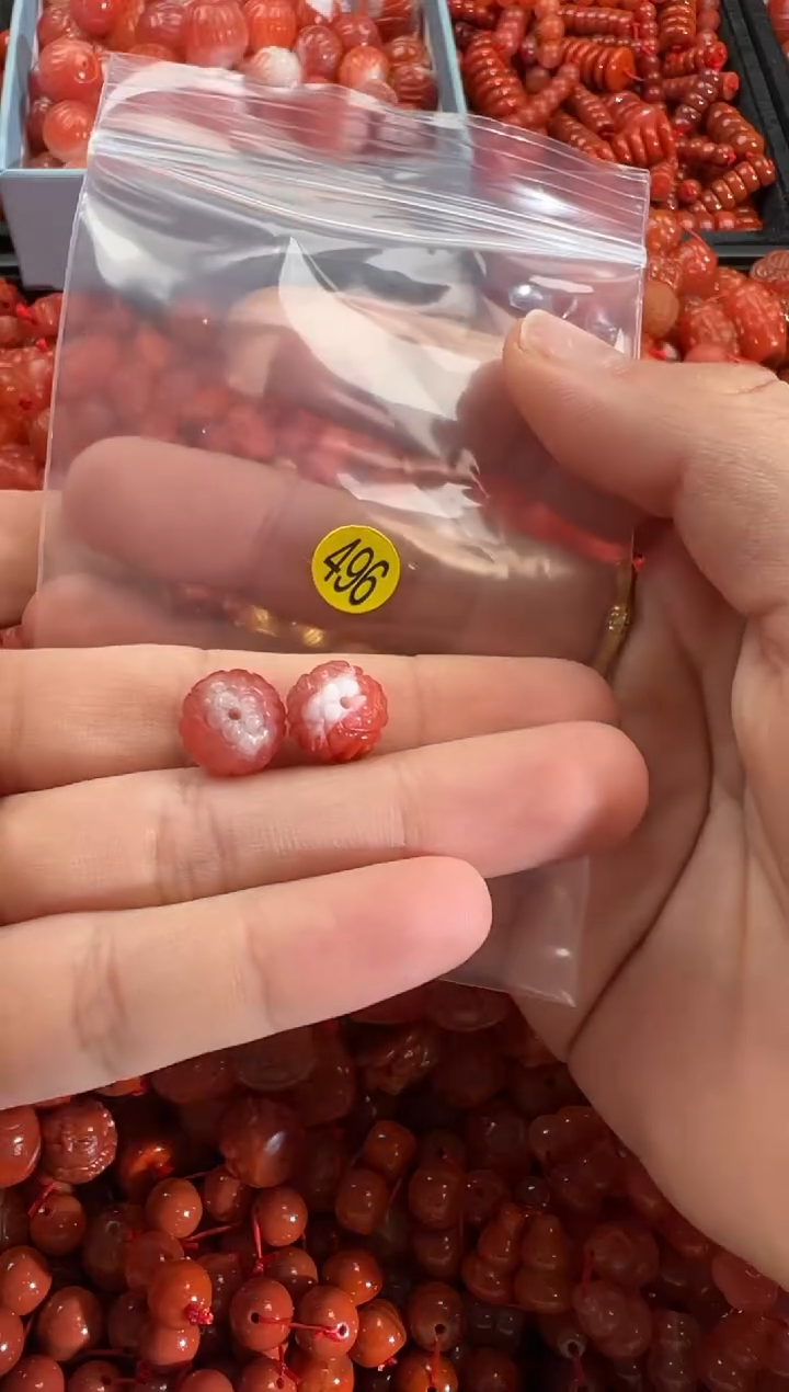 【闪购商品】南红玛瑙颈饰未镶嵌1