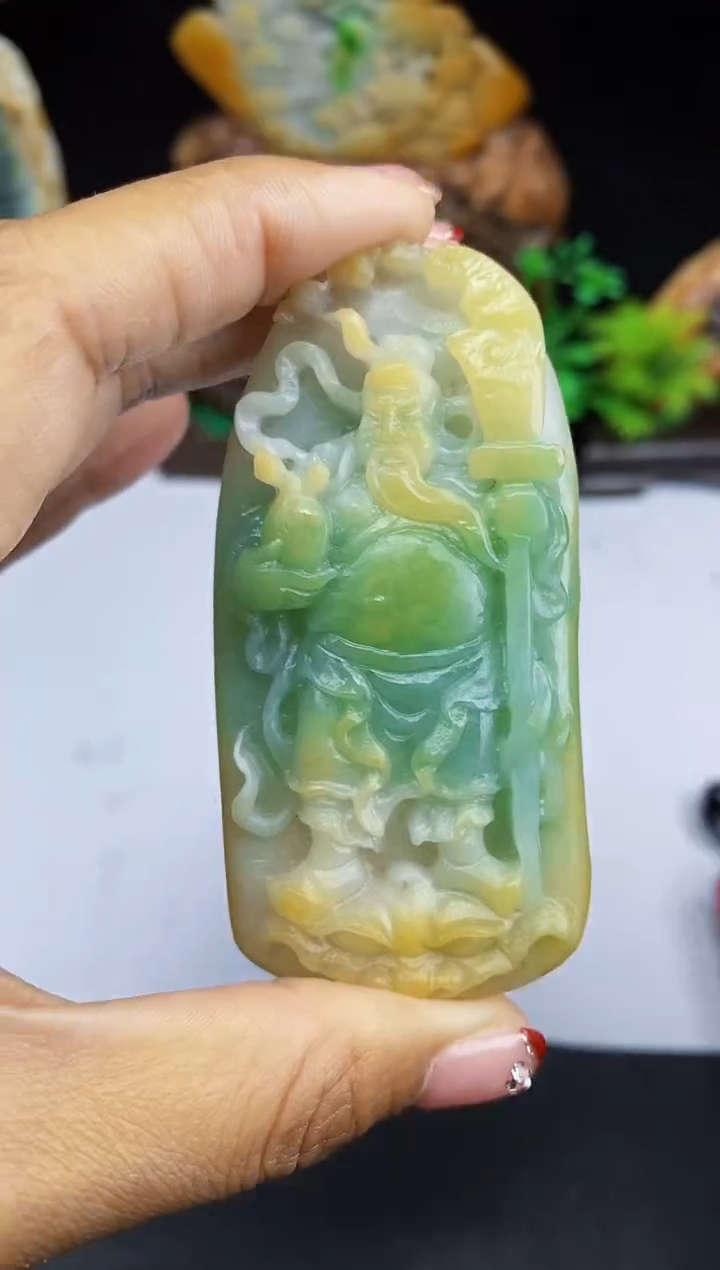 【闪购商品】翡翠颈饰未镶嵌翡翠A货