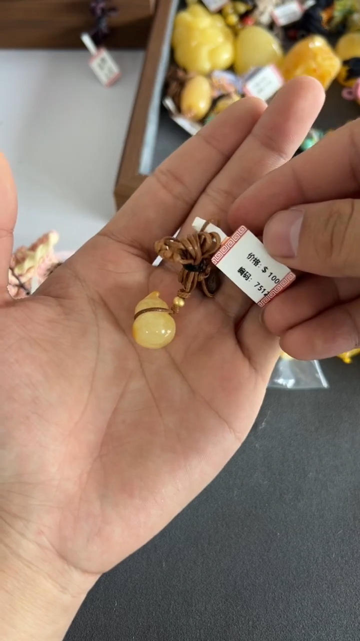 蜜蜡颈饰未镶嵌7512号买断