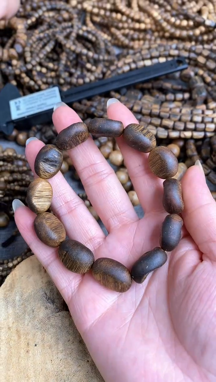 手串沉香随型留疤单圈棋楠手串多样性发一