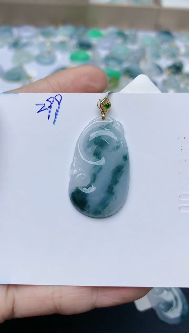 【闪购商品】翡翠颈饰18K金镶嵌天然翡翠A货    299
