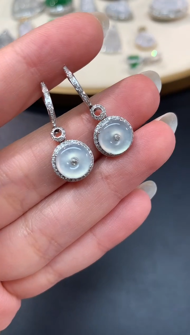 【闪购商品】翡翠耳饰18K金镶嵌A493多样性发一件|3800