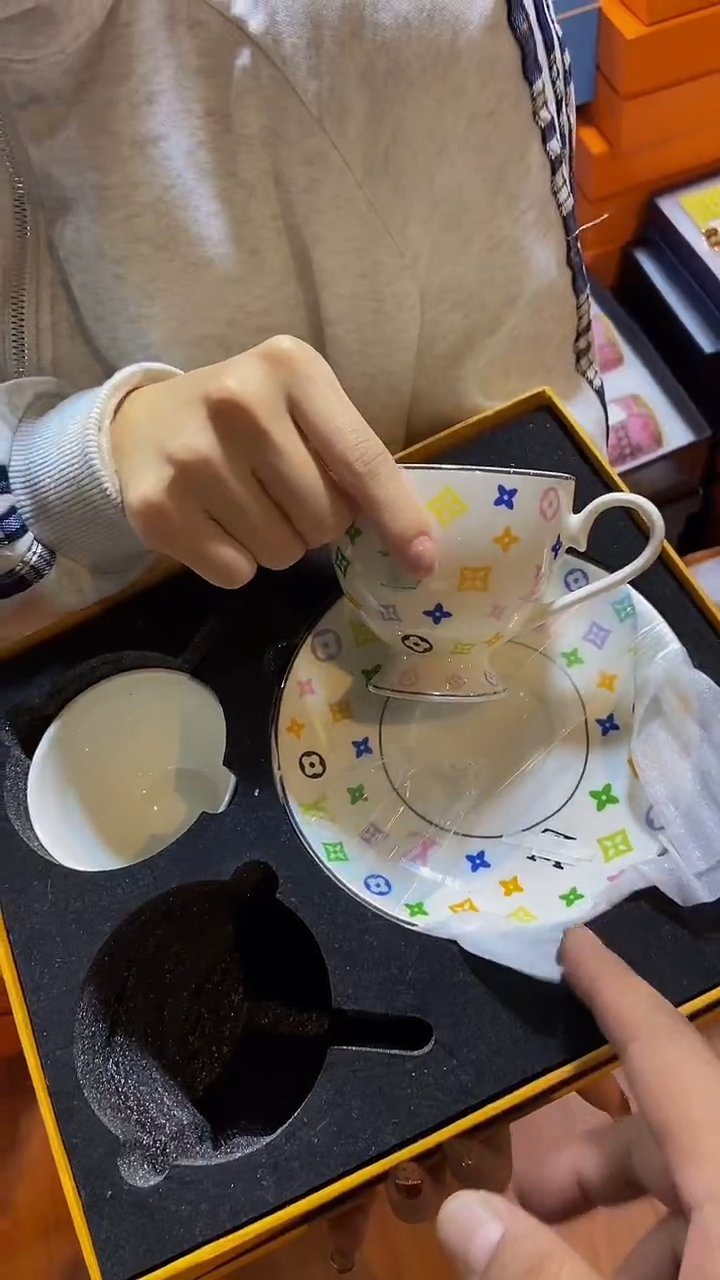 【闪购商品】鸿辉家品牌瓷器，京东包邮！