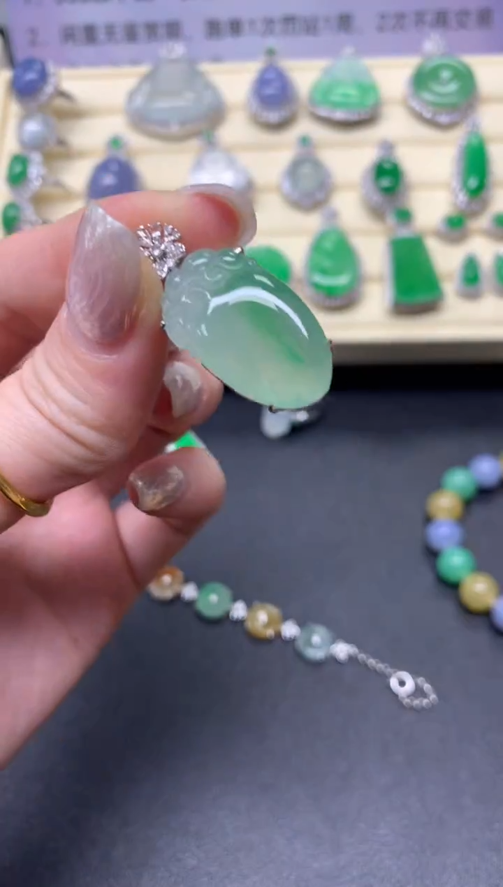 【闪购商品】翡翠吊坠(不含链)18K金镶嵌吊坠|4980+498