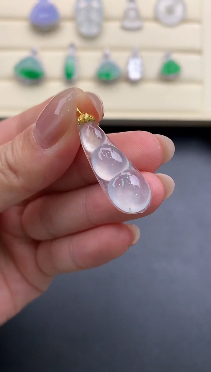 【闪购商品】翡翠颈饰18K金镶嵌X132      