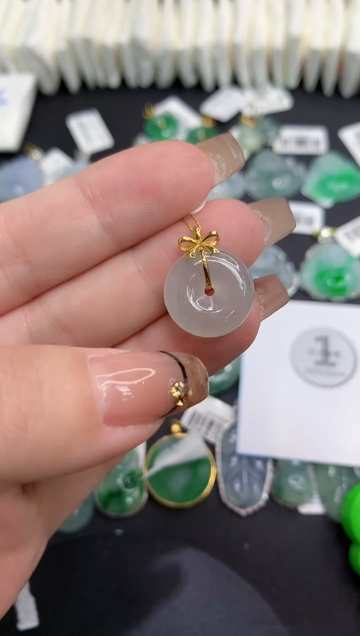 吊坠(不含链)18K金镶嵌翡翠111