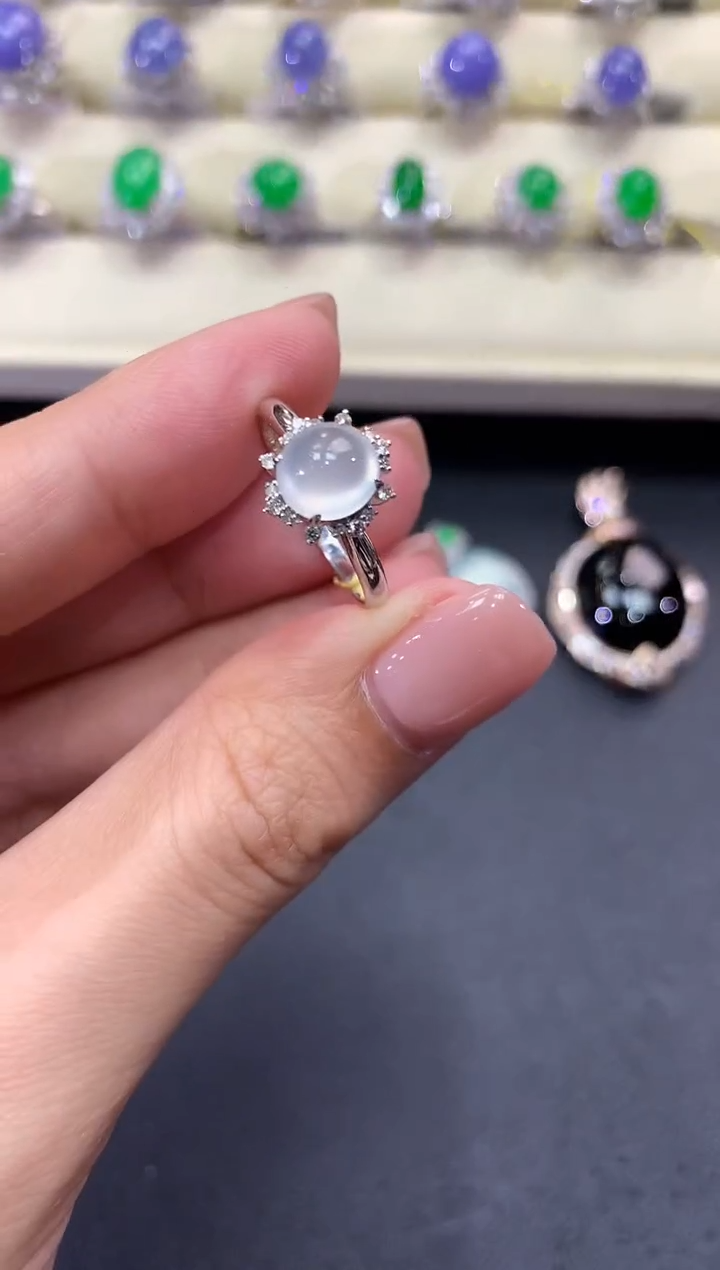 【闪购商品】翡翠戒指18K金镶嵌a39