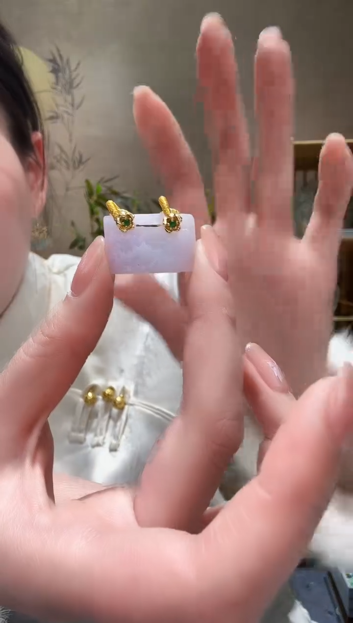 【闪购商品】翡翠颈饰未镶嵌吊坠