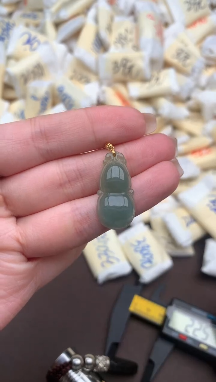 【闪购商品】翡翠挂件18K金镶嵌一