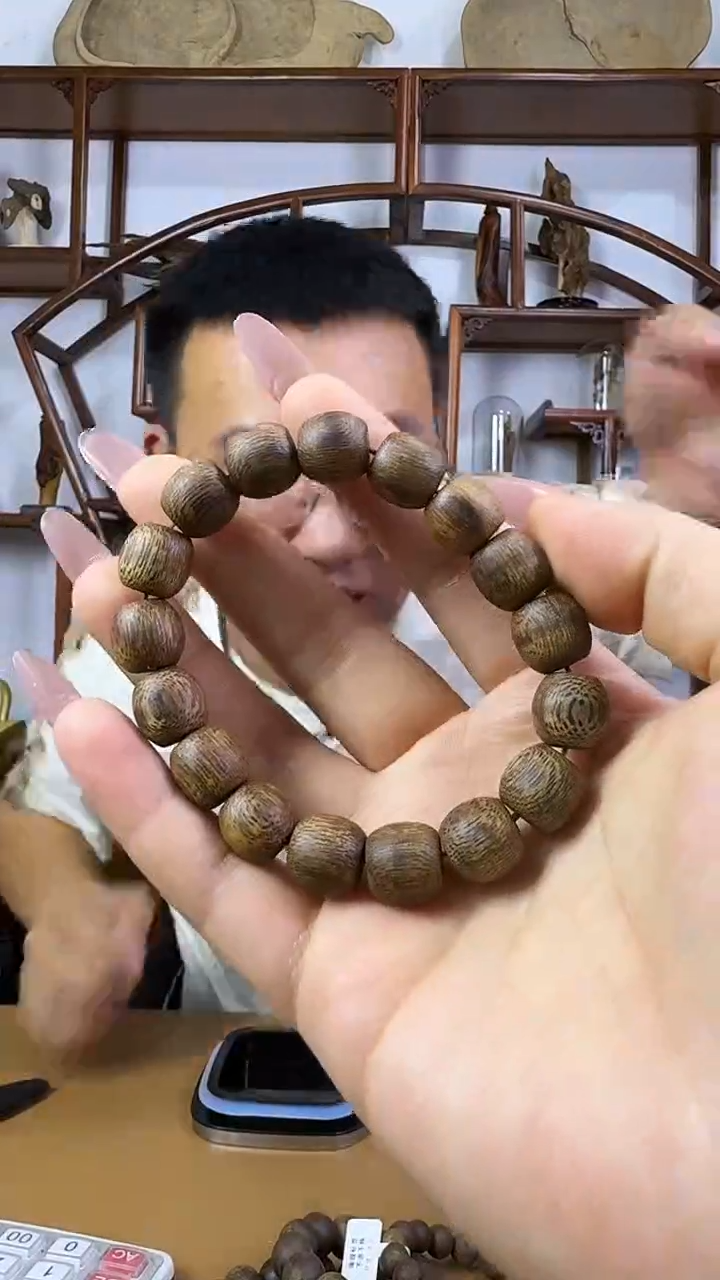 【闪购商品】沉香手串尖峰岭 1.1天然野鼓珠单圈 多样性发一