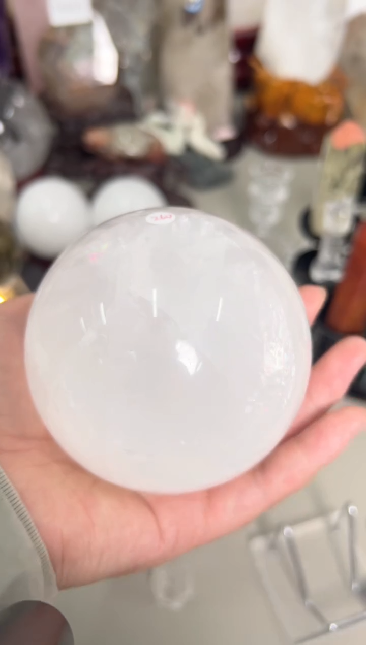 未镶嵌珠宝半成品水晶M657 约8.5cm