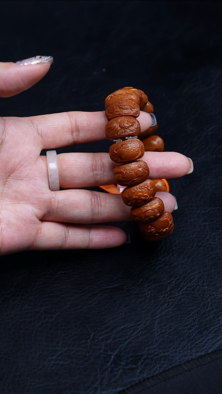 【闪购商品】橄榄核手串/手链12,5年年有余手牌