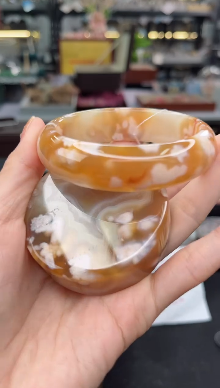 【闪购商品】石英质玉手镯未镶嵌59圈口（赠品镯心）6570308