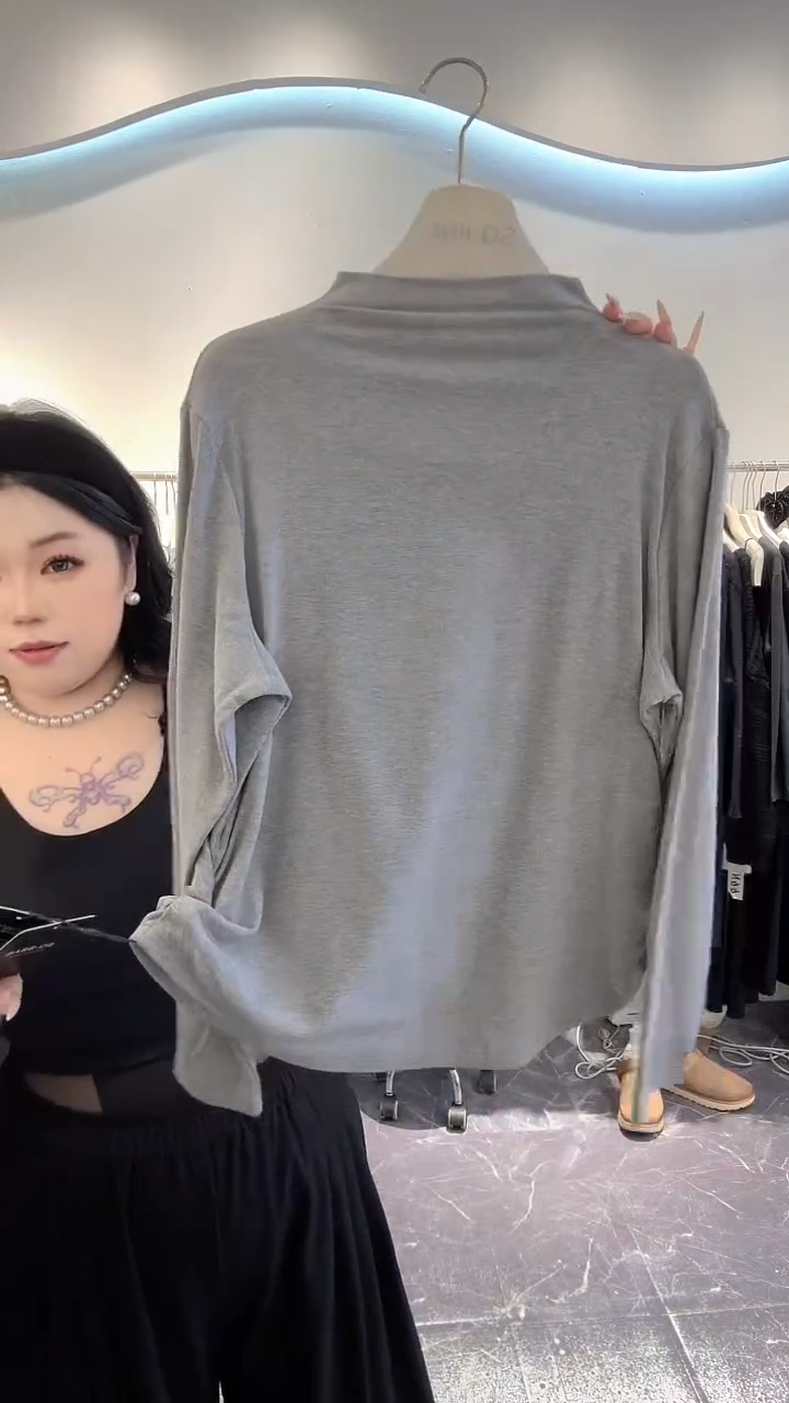 130-180斤88810浅灰色打底衫
