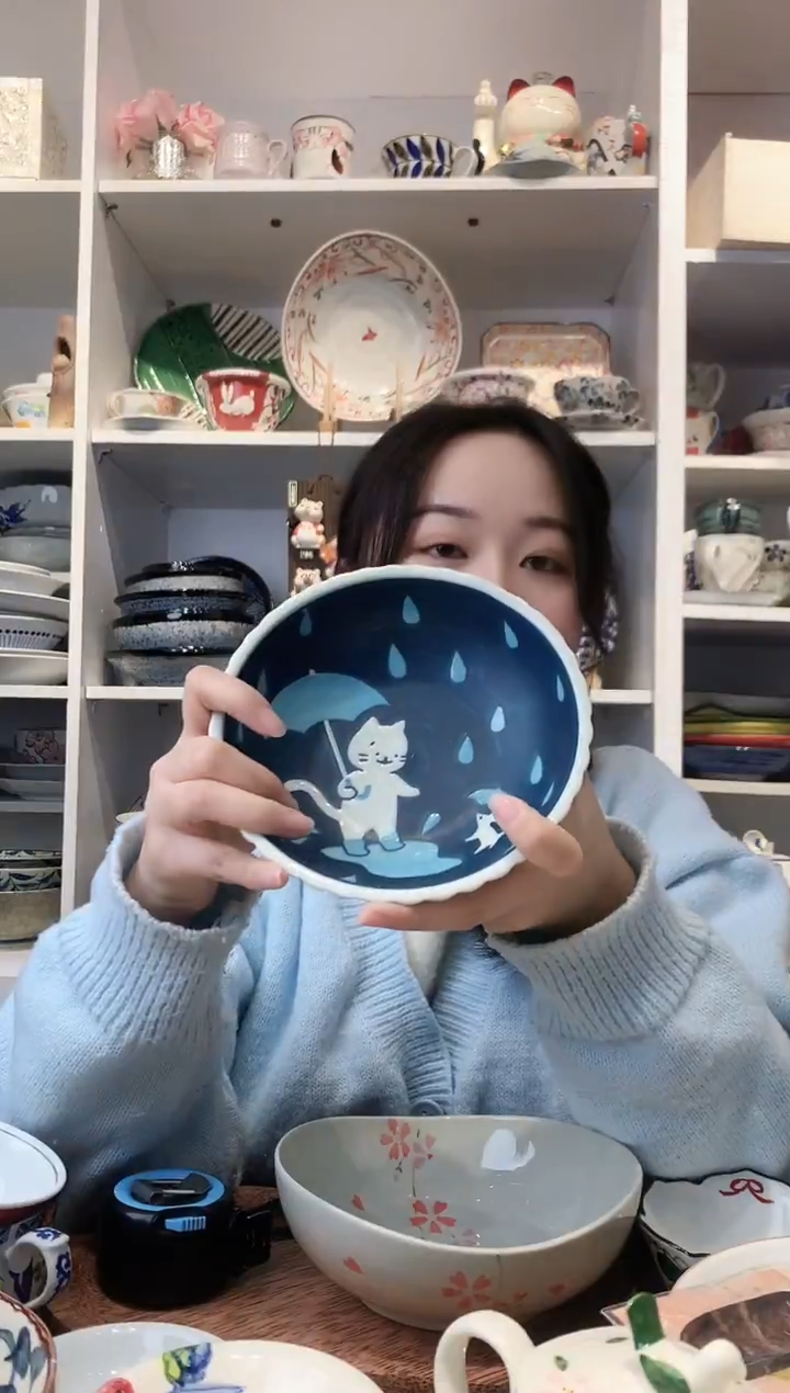 陶瓷【微瑕】小猫撑伞小钵