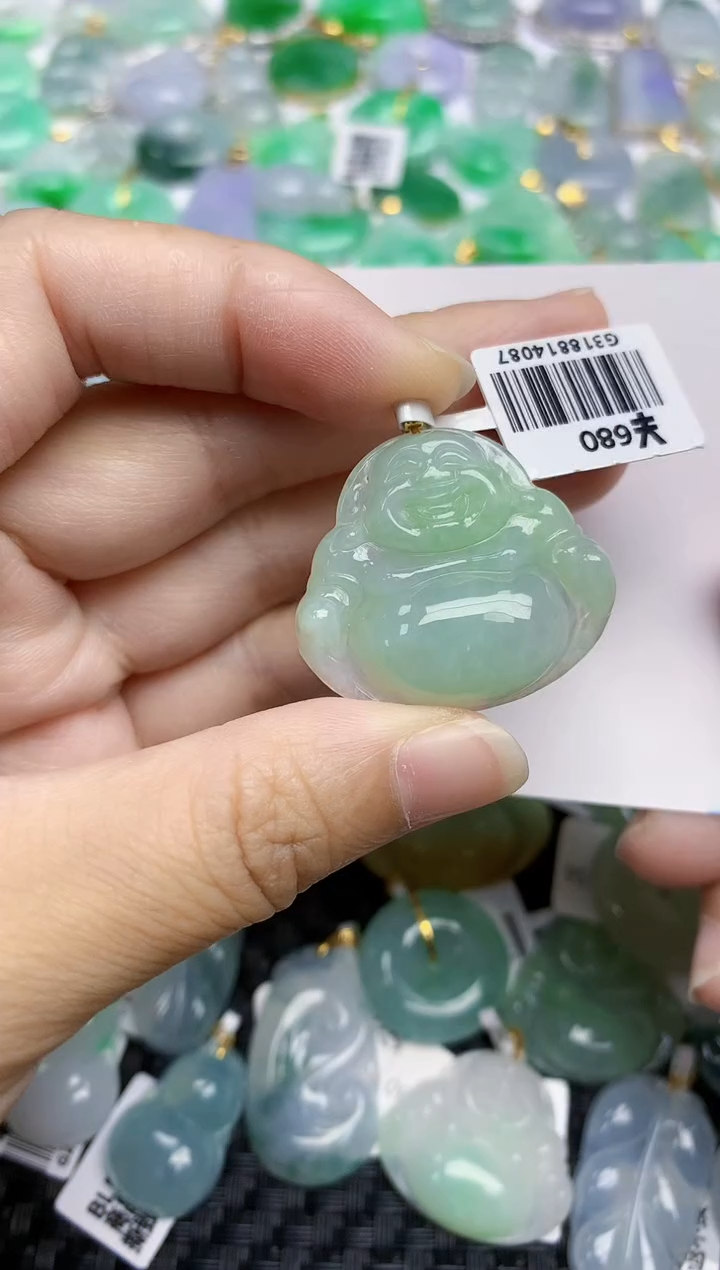 翡翠未镶嵌颈饰天然翡翠A货