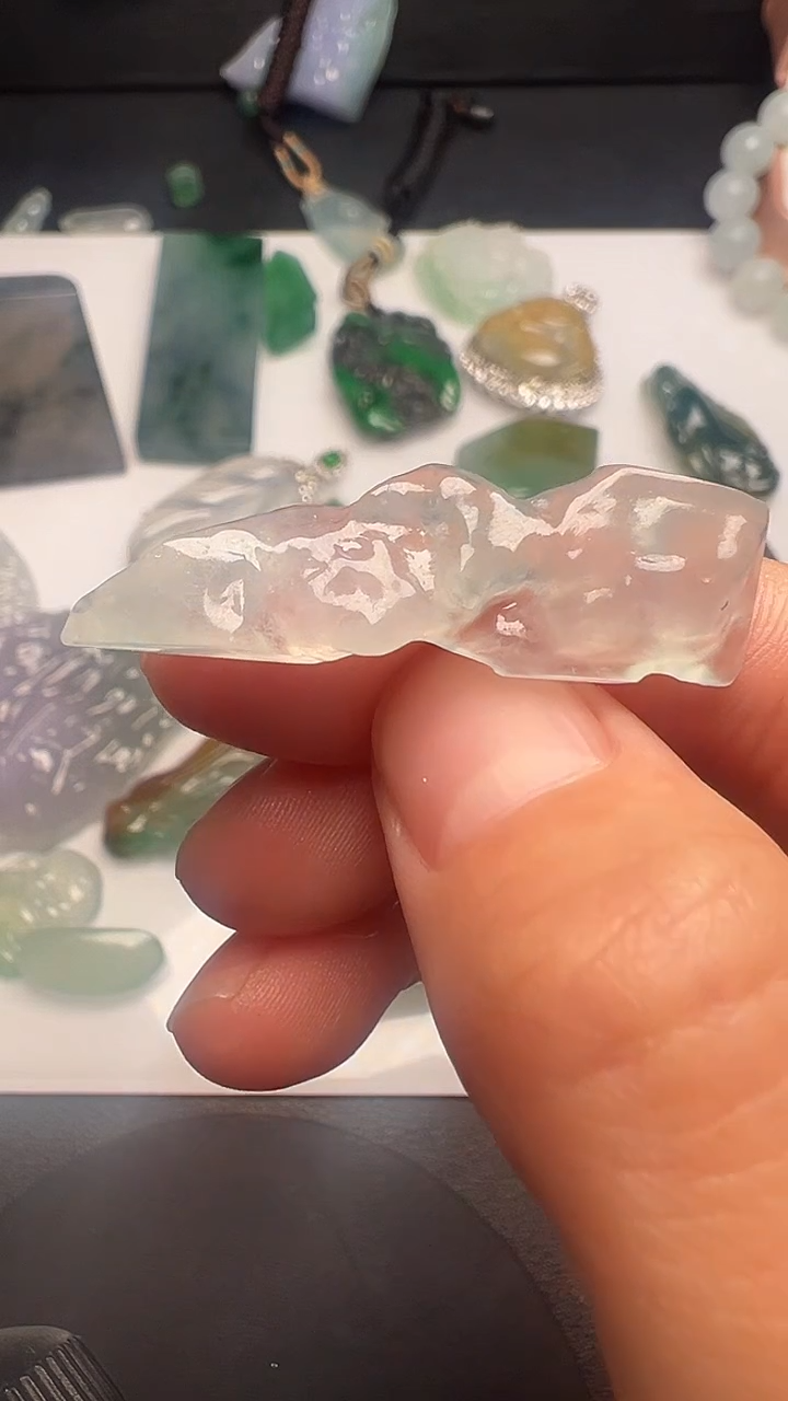 未镶嵌定制翡翠昆****姐天然A货翡翠