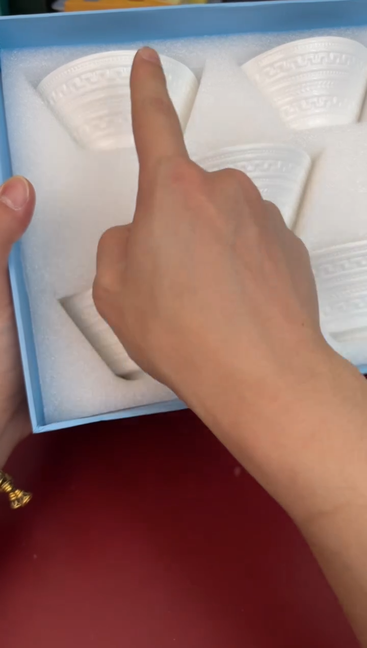 【闪购商品】瓷片新号开播全场漏@@H1775