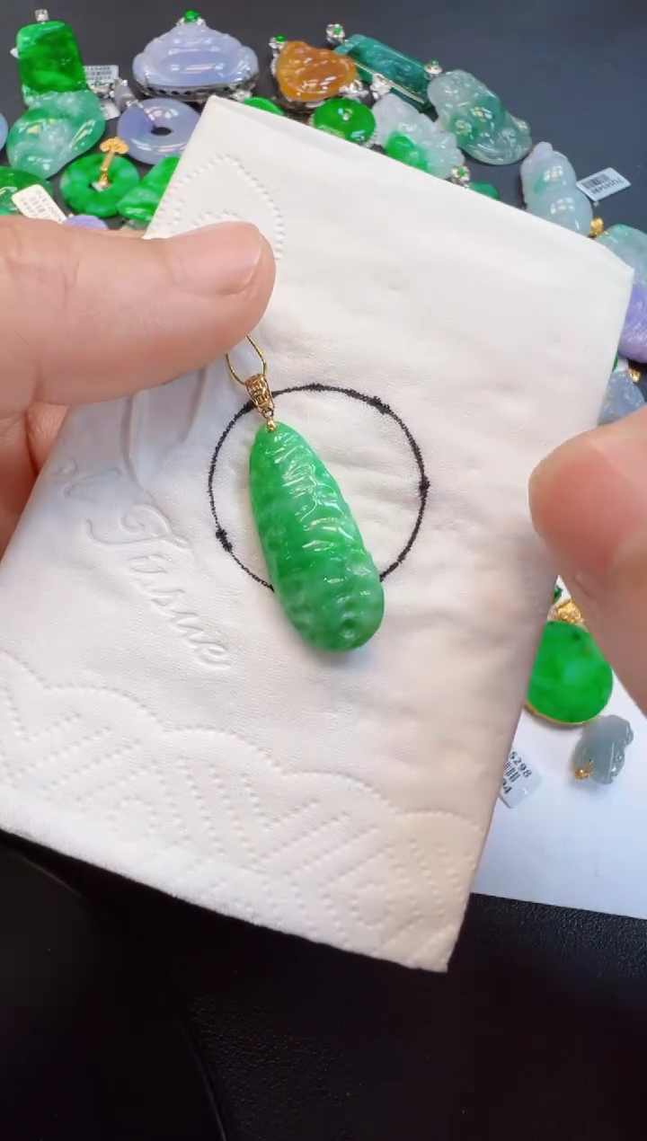 【闪购商品】翡翠吊坠(不含链)18K金镶嵌580