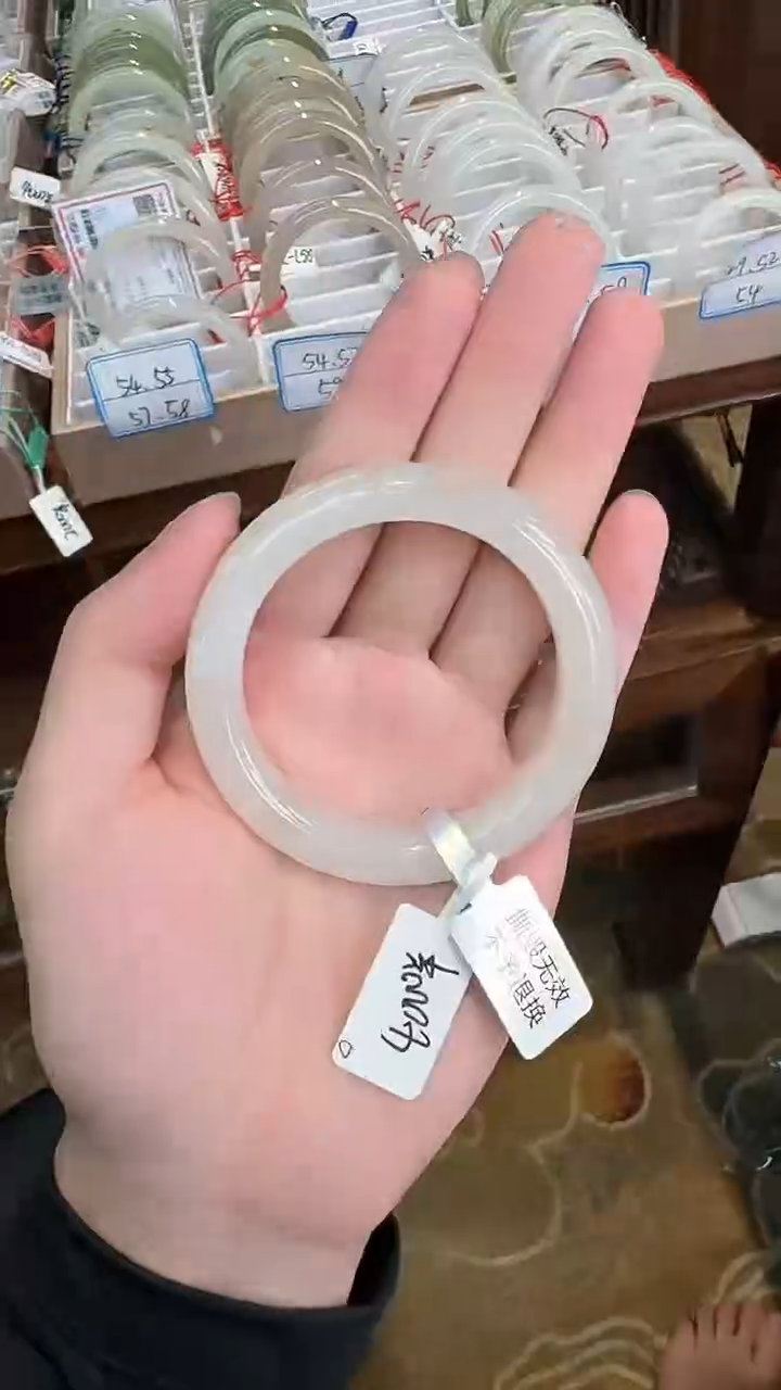 未镶嵌手镯和田玉53-
