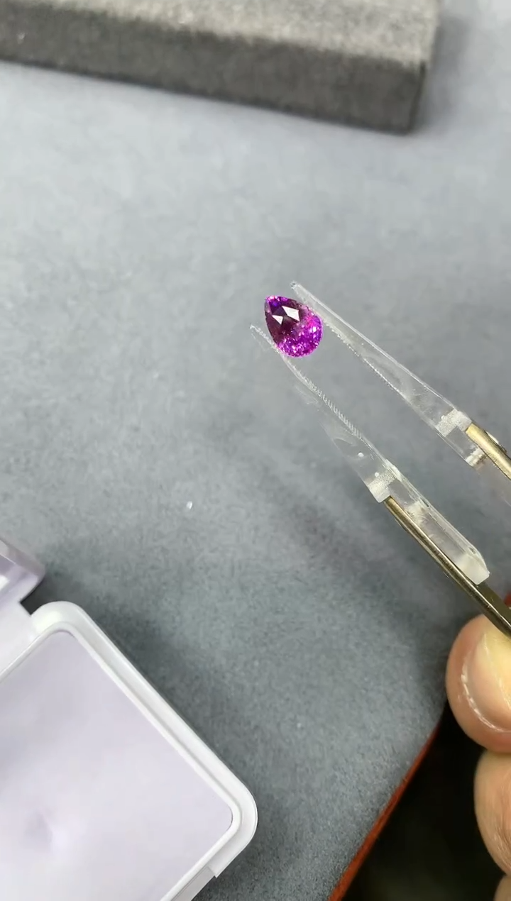 【闪购商品】蓝宝石裸石未镶嵌1.58ct CGTL72359