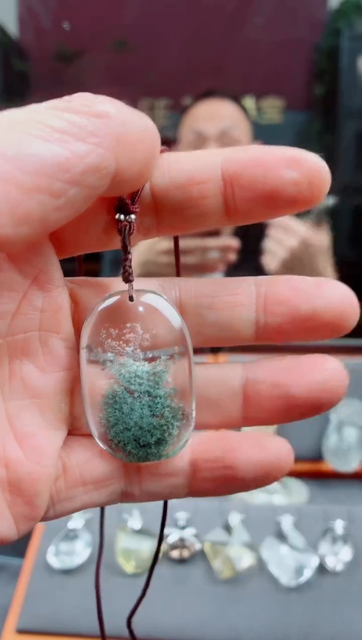 吊坠(不含链)未镶嵌水晶如**画水晶吊坠