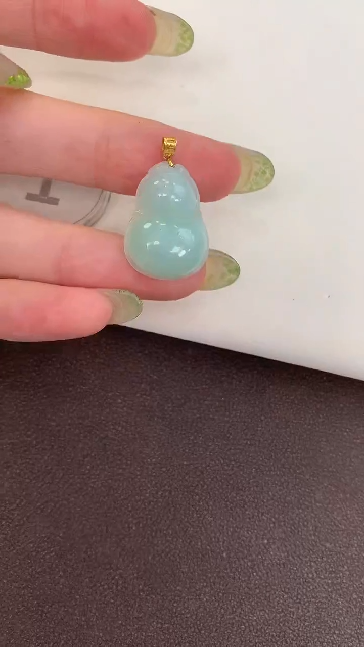颈饰18K金镶嵌翡翠天然缅甸a货翡翠