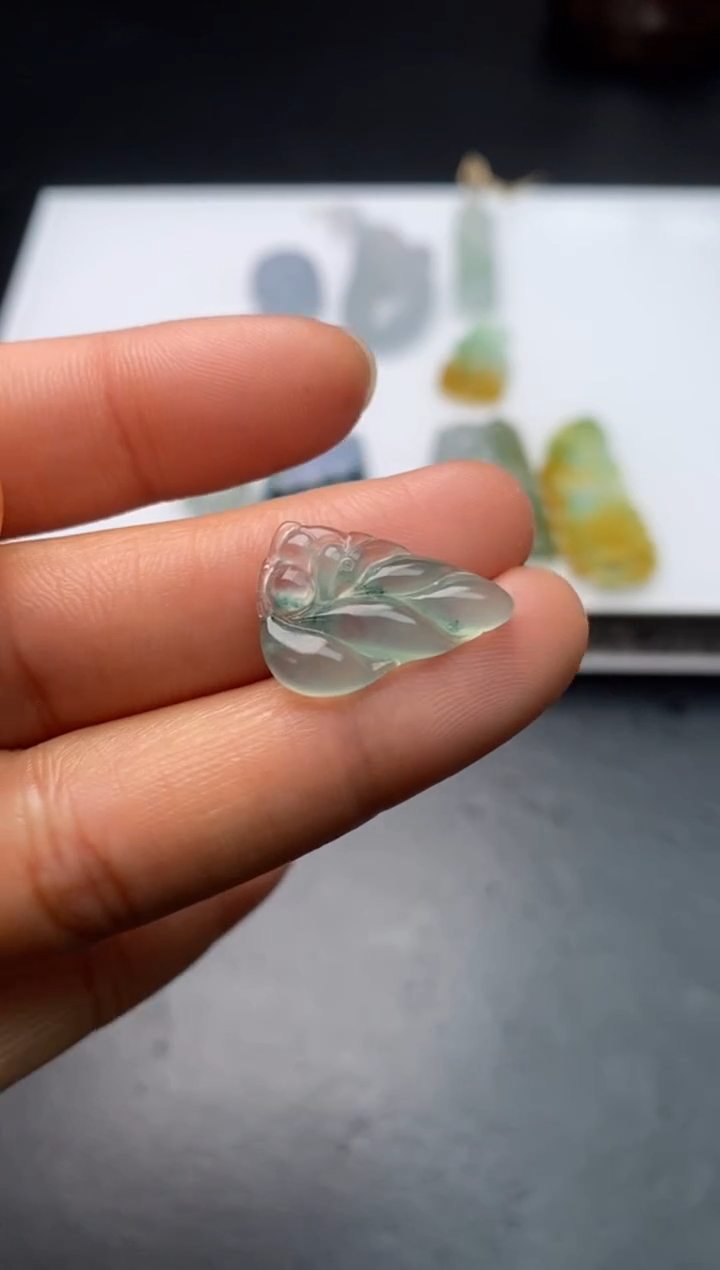 【闪购商品】定制翡翠未镶嵌翡翠毛货~
