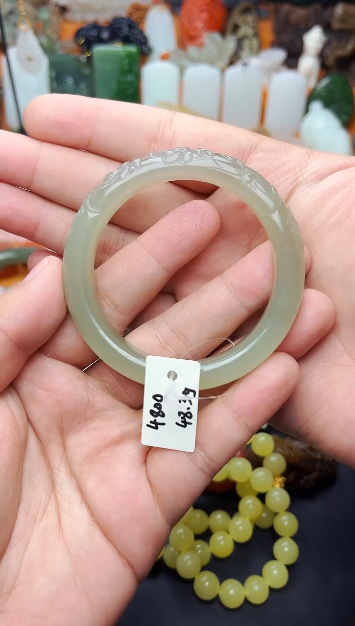 【闪购商品】和田玉手镯未镶嵌53+圈口01