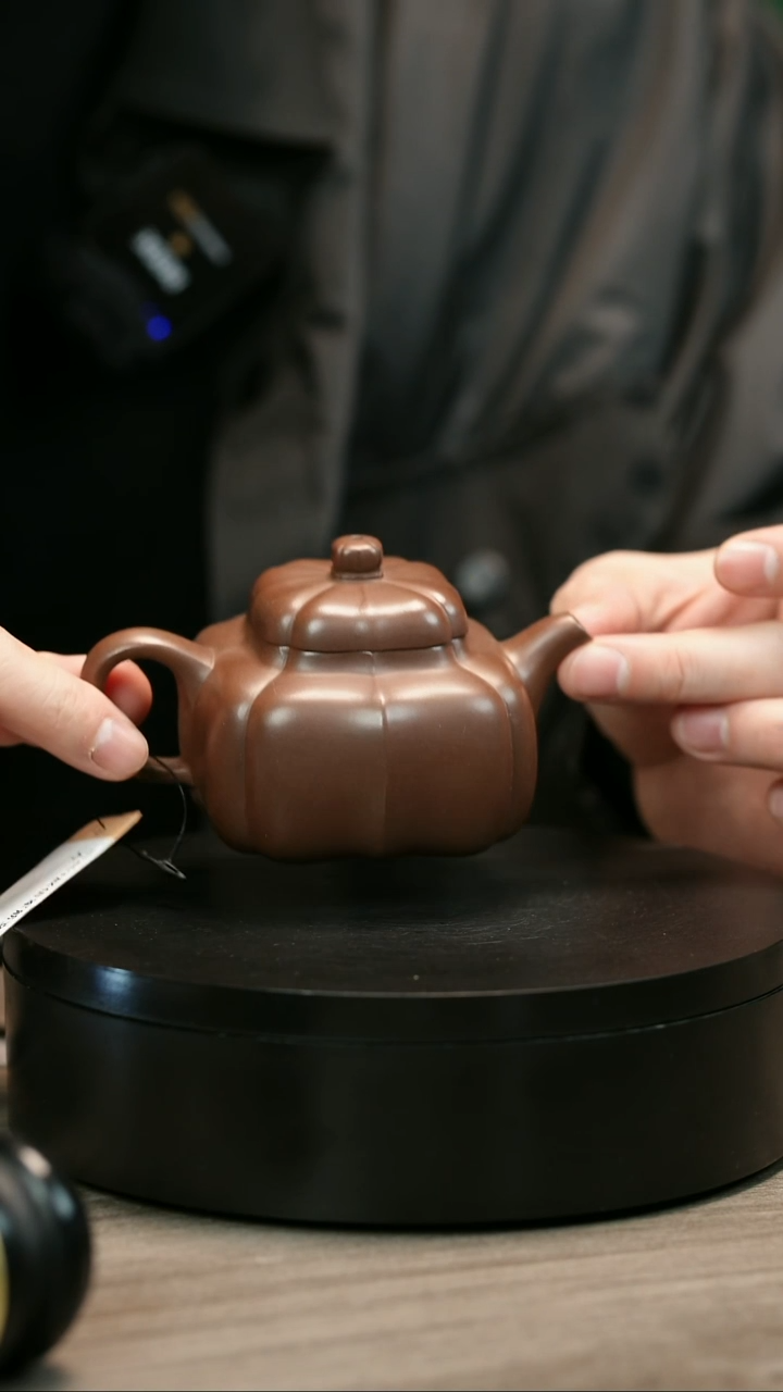 茶壶紫砂天***行H1453赵信军筋文四方