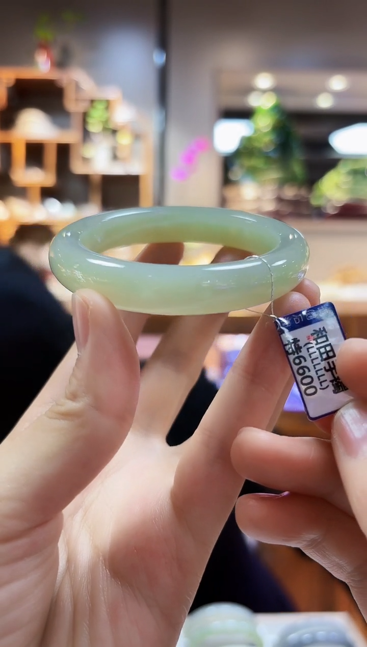 【闪购商品】和田玉54.3未镶嵌手镯