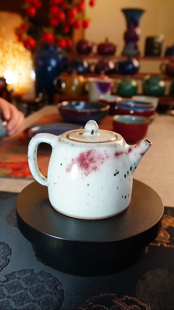 【闪购商品】瓷片402  汉铎壶       钏*