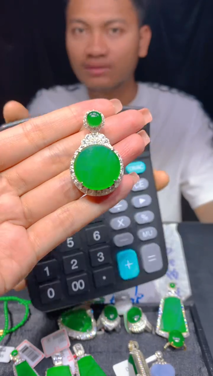 【闪购商品】定制翡翠未镶嵌180多样性发货（发其一）