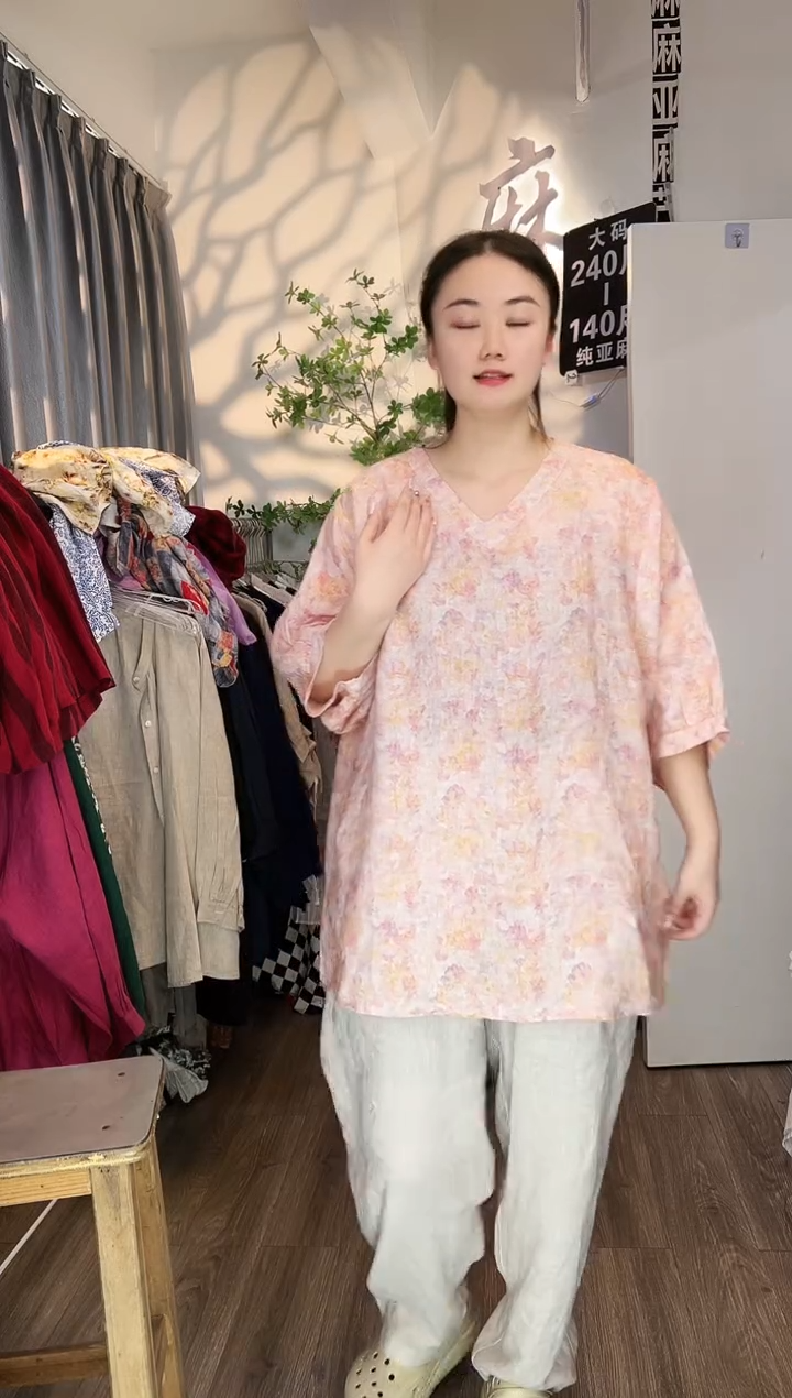 亚麻大码女装系列。