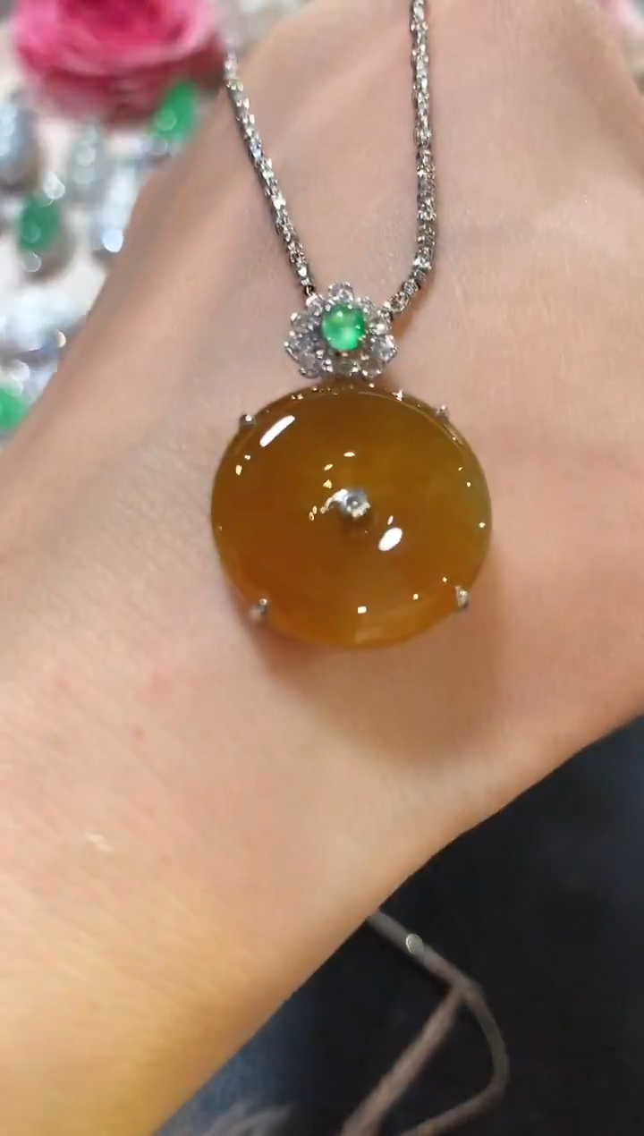 吊坠(不含链)18K金镶嵌翡翠z83  