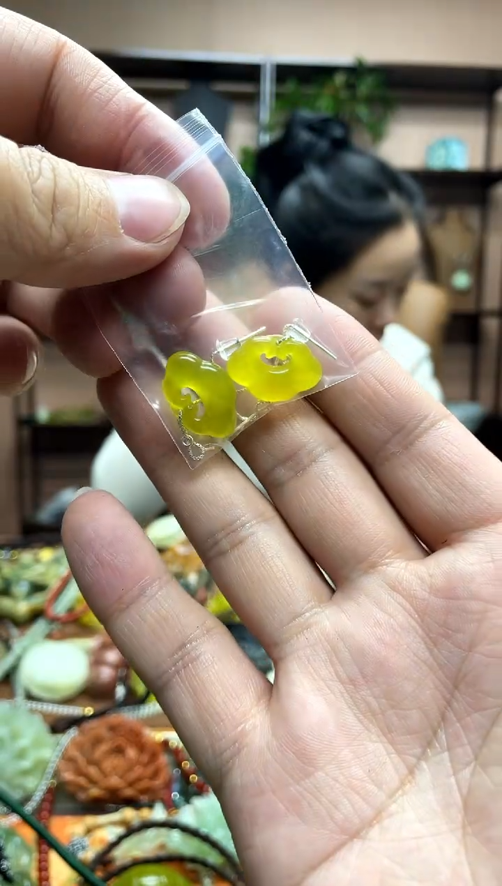 银S925镶嵌岫玉颈饰多样性发货发其中之一