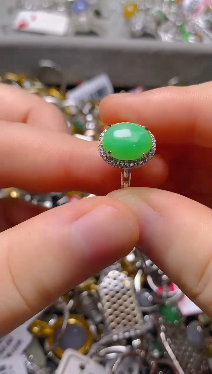 银S925镶嵌戒指翡翠百内无证书