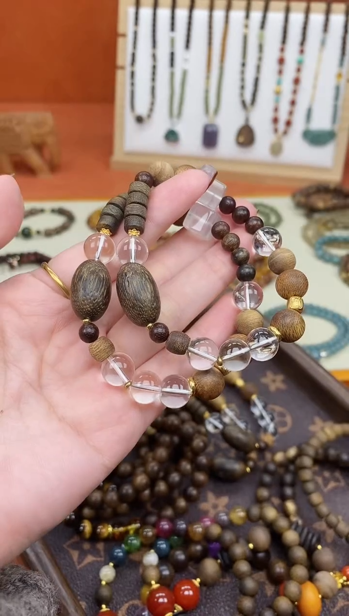 手串檀香木未镶嵌单圈莺歌绿达拉干水晶手串