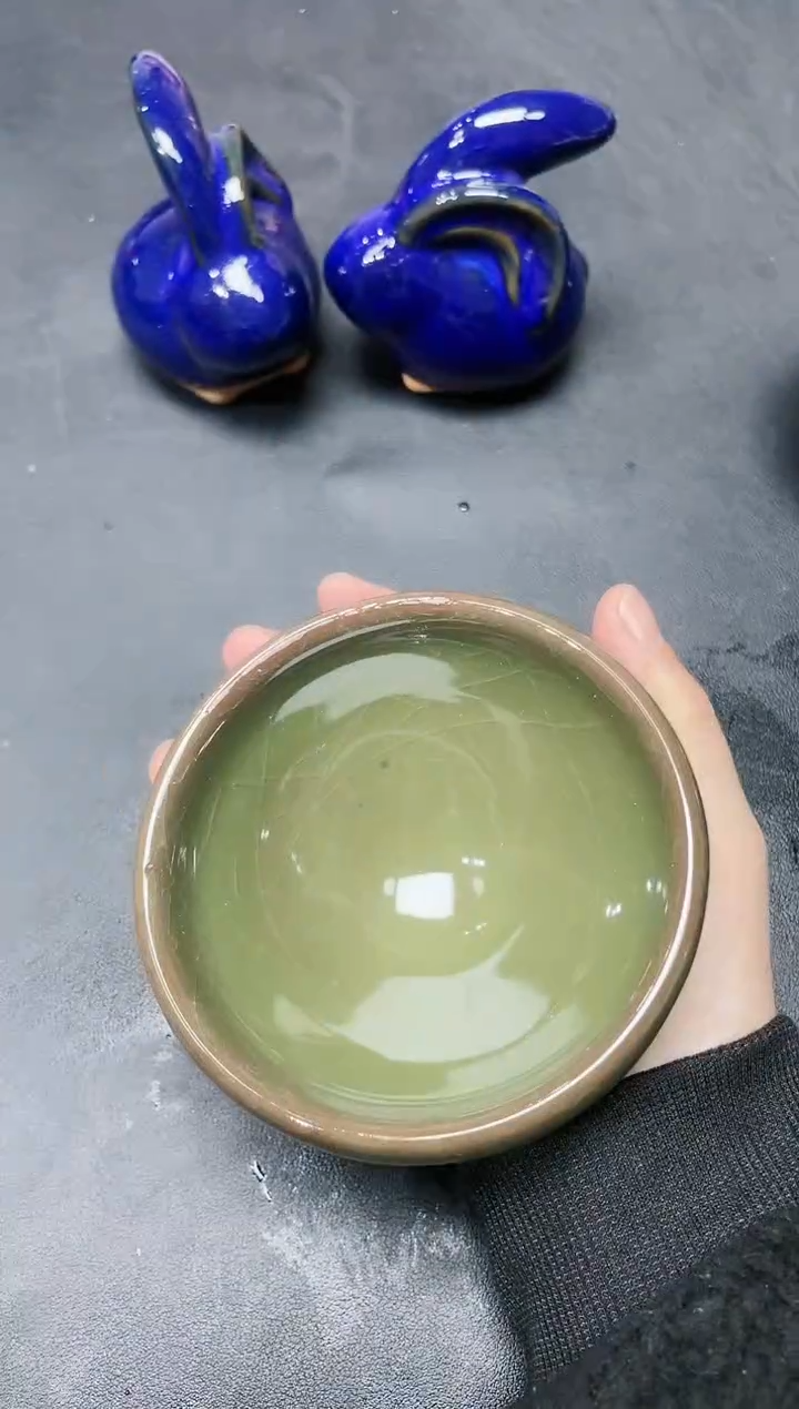 【闪购商品】茶盏80微瑕           
