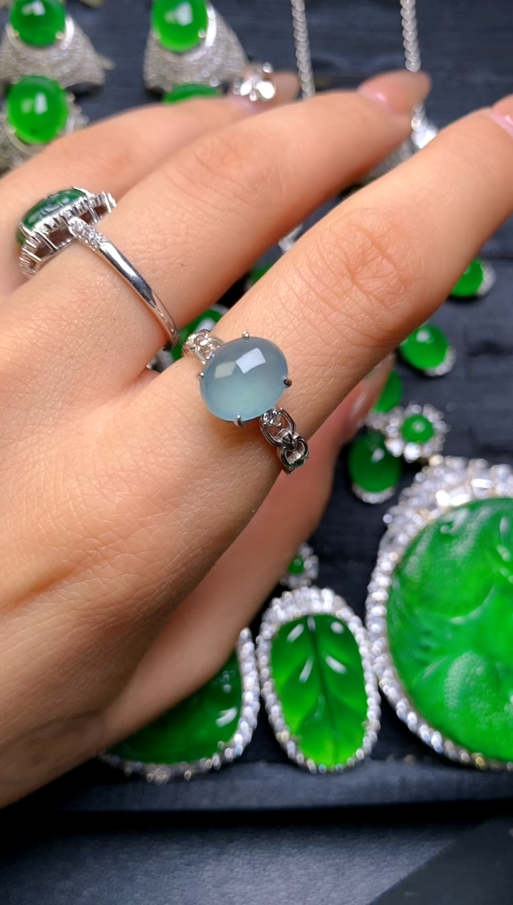 【闪购商品】翡翠戒指银S925镶嵌白冰女戒